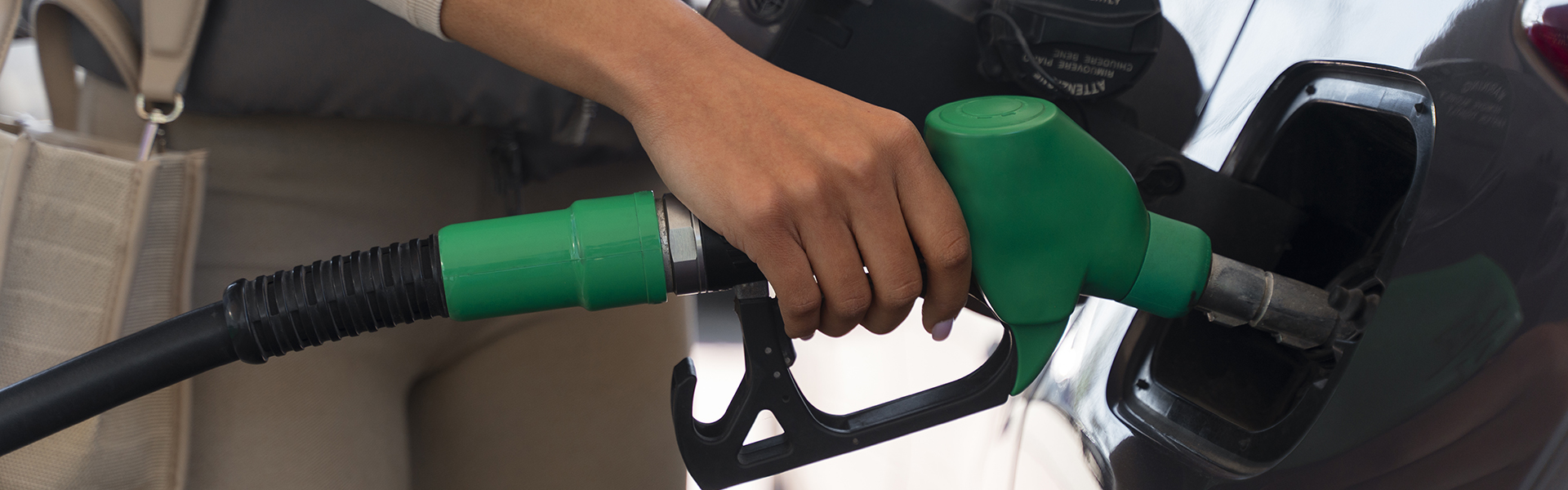Adamello Negozi 0000 Slider Distributore